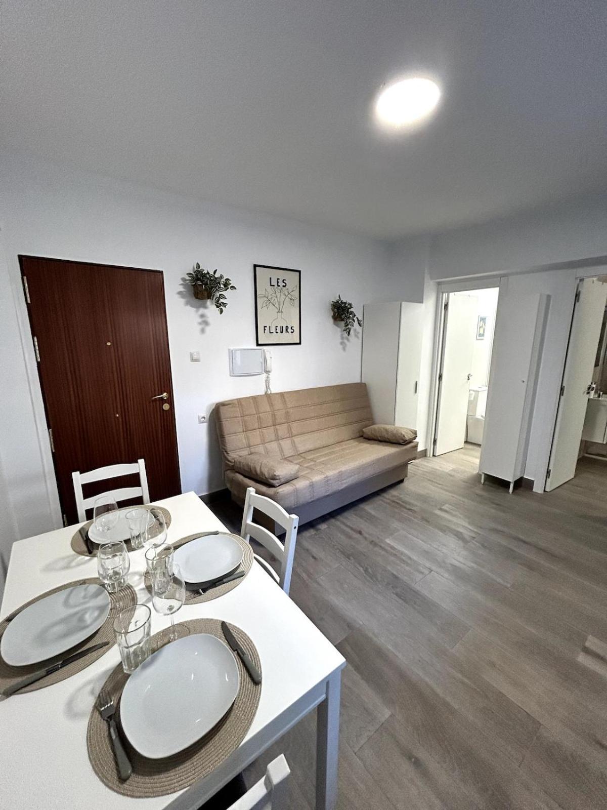 Appartement A Pasos Del Mar, 4 Habitaciones, Ac Y Reformado Almería